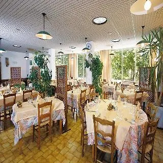 Logis Hotel Le Ceans Orpierre